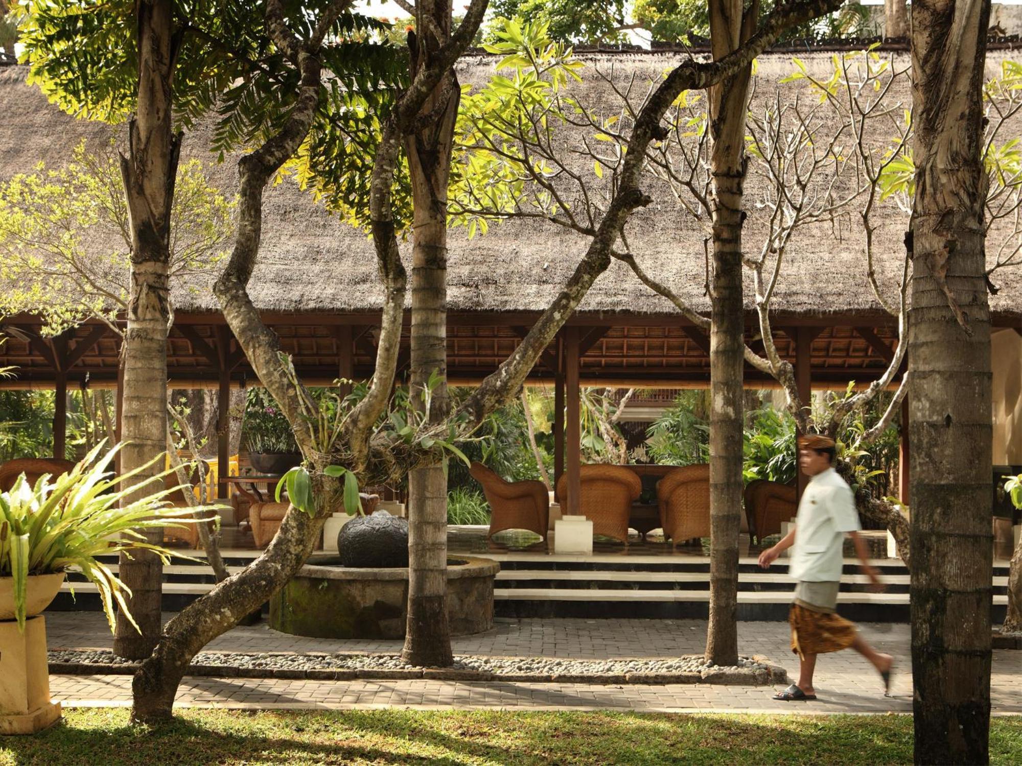 Puri Santrian Beach Resort And Spa Санур Екстер'єр фото