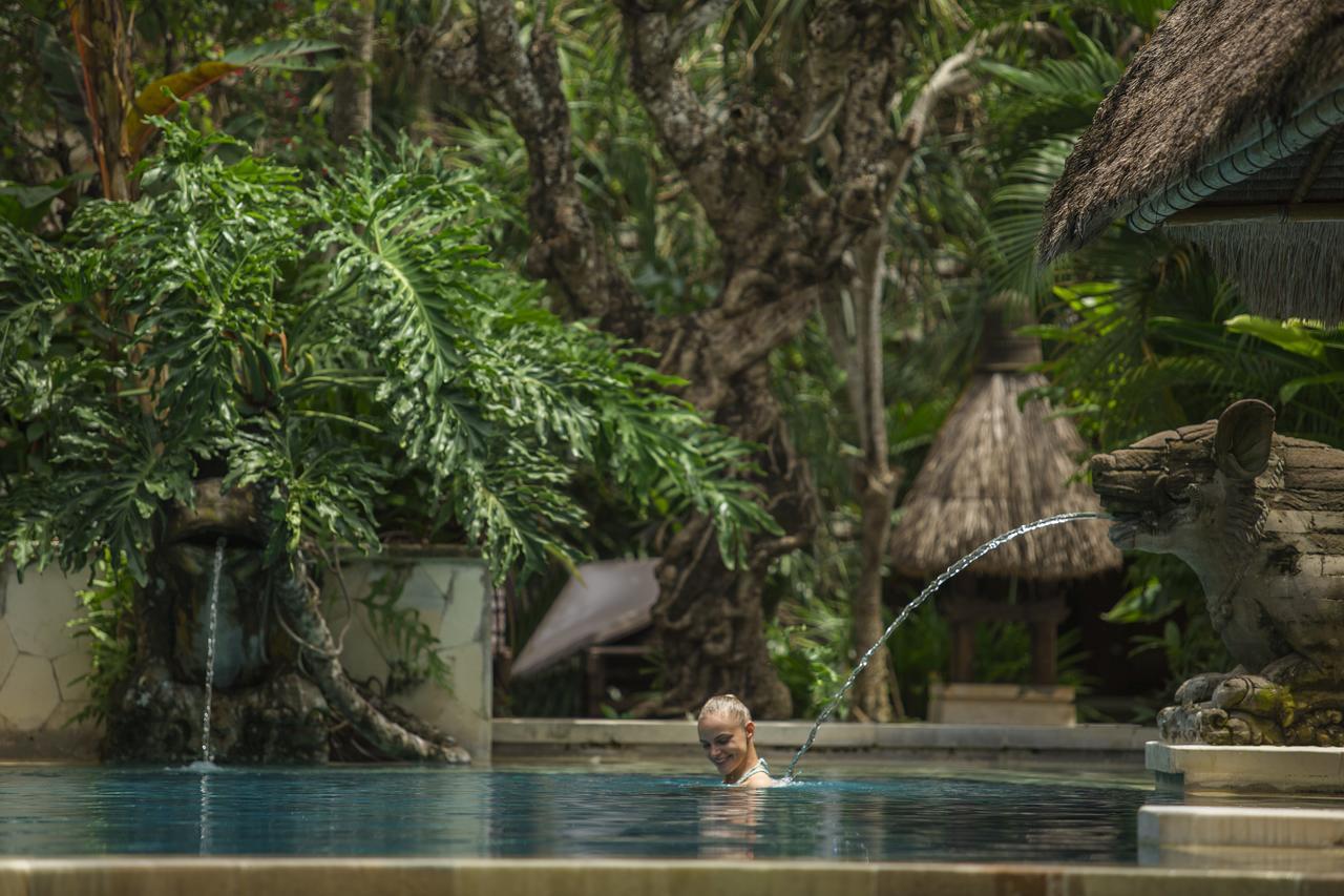 Puri Santrian Beach Resort And Spa Санур Екстер'єр фото