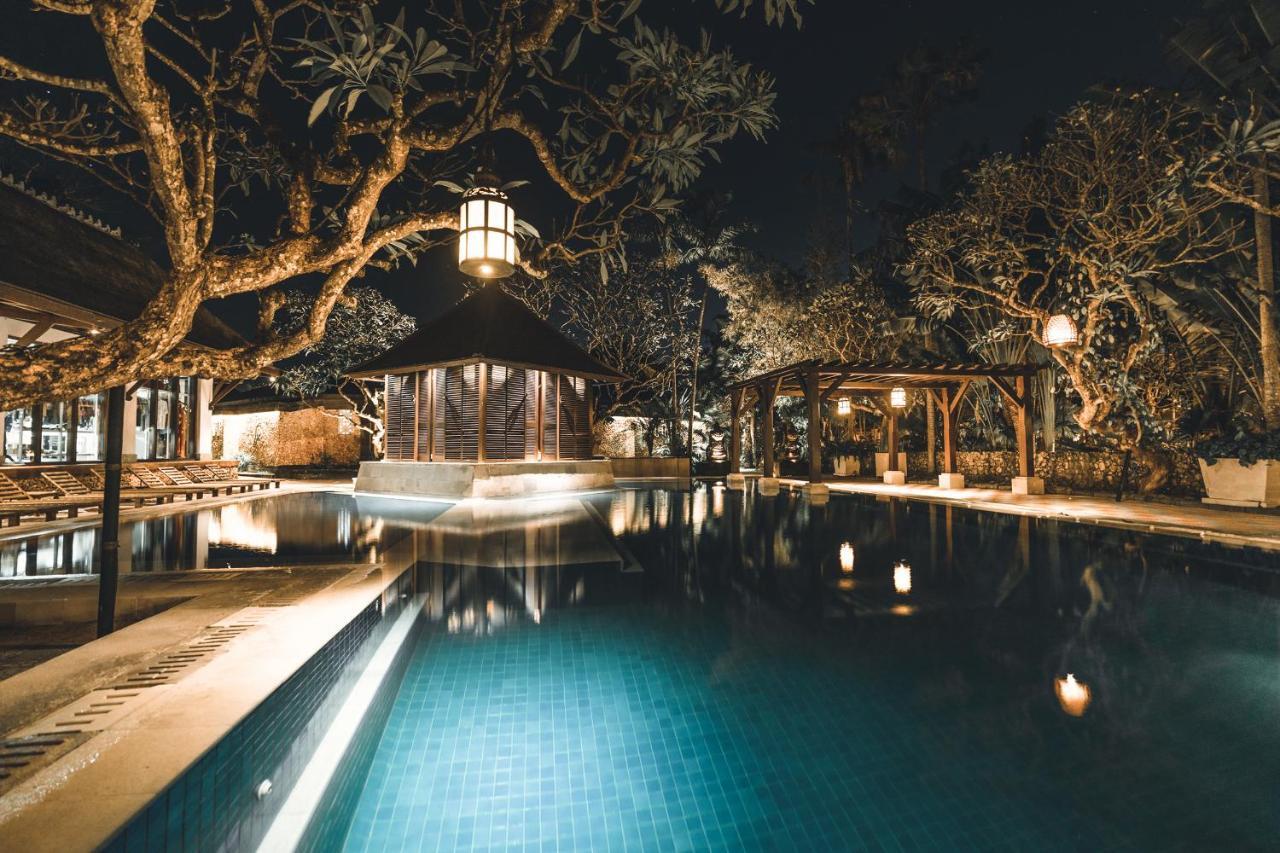 Puri Santrian Beach Resort And Spa Санур Екстер'єр фото